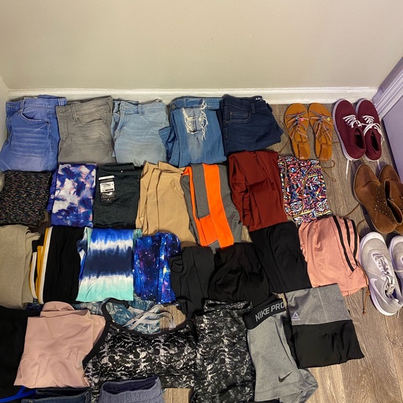 71 item bundle - Picture 3 of 14